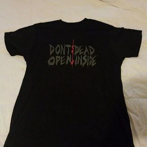 The walking dead tee.